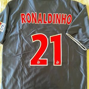 PSG Retro Jersey - #21 Ronaldinho